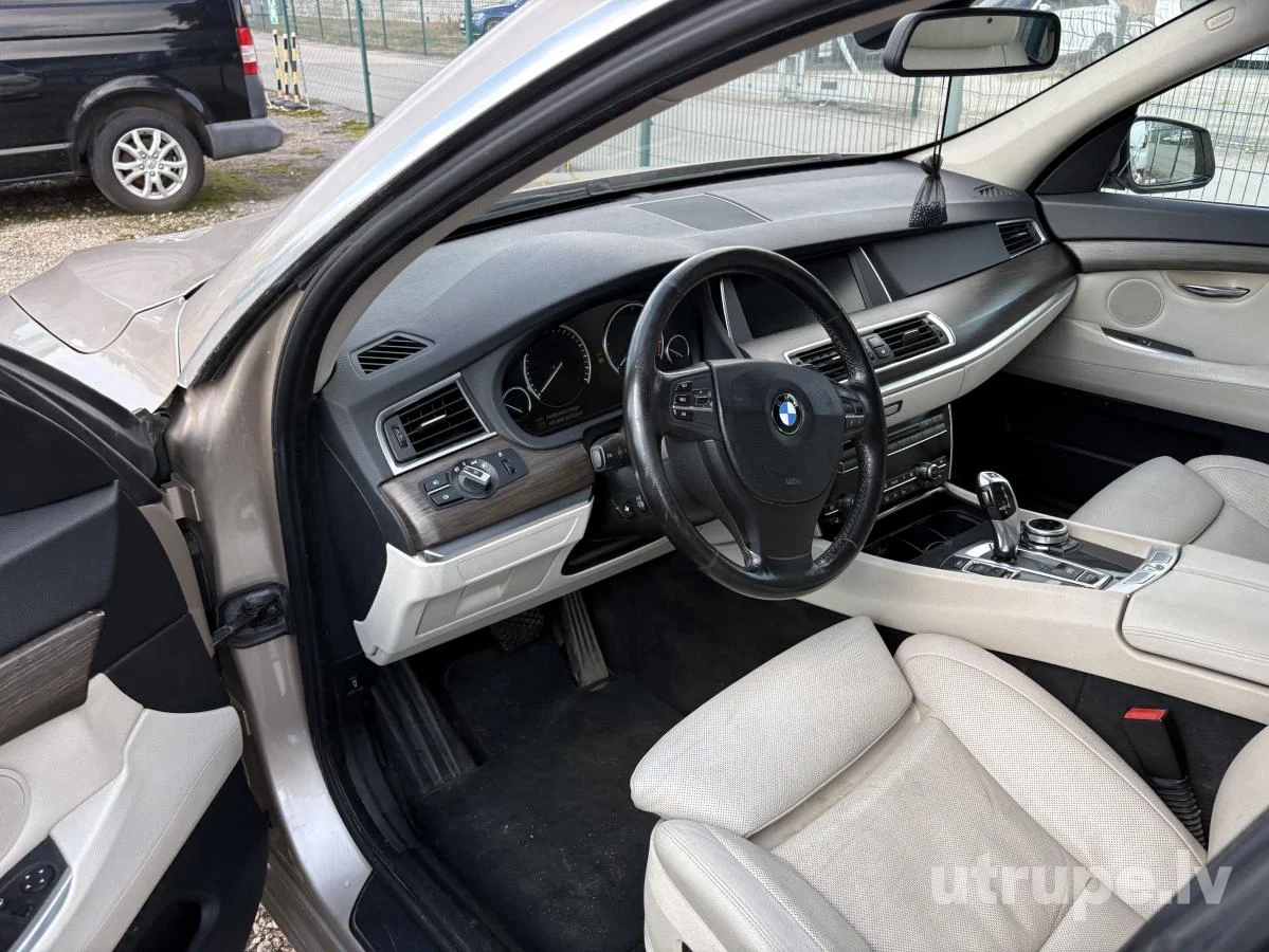 BMW 530