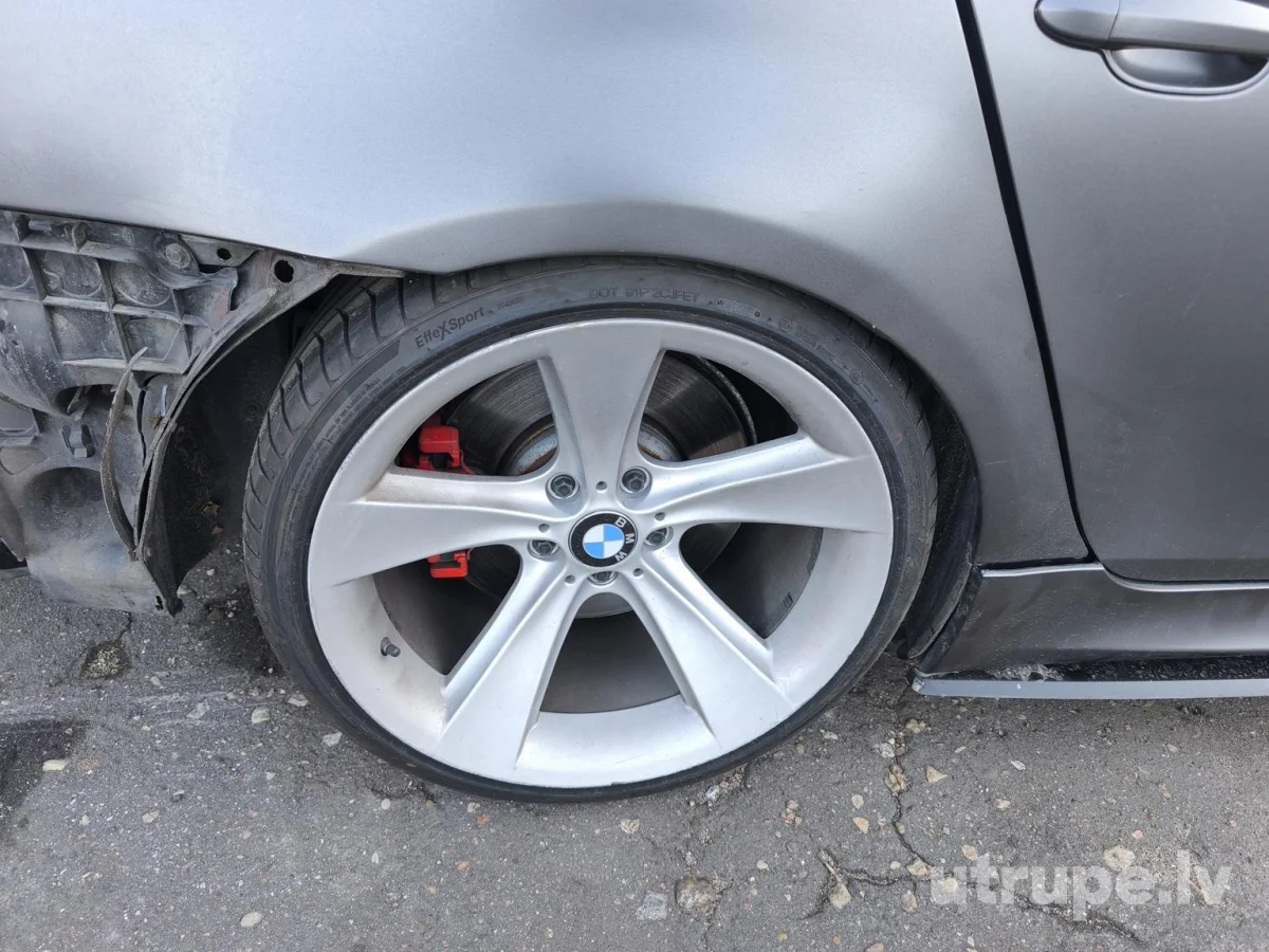 BMW 535