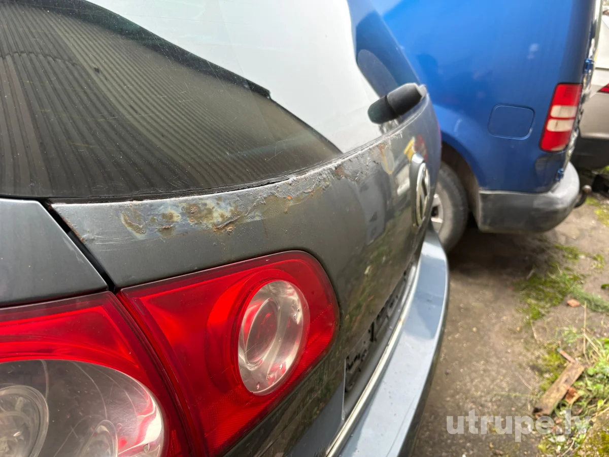 VOLKSWAGEN PASSAT (B6)