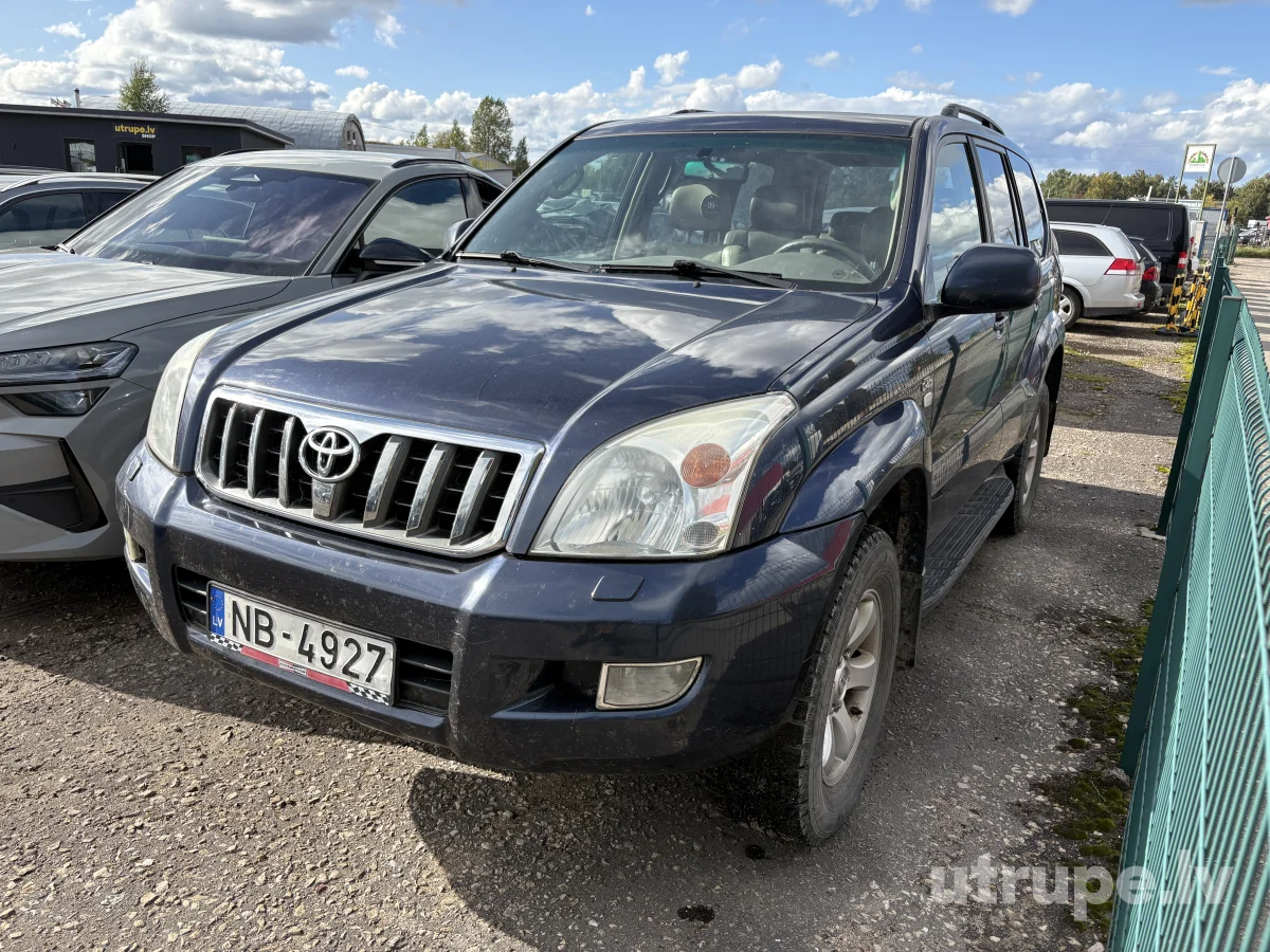 TOYOTA LANDCRUISER