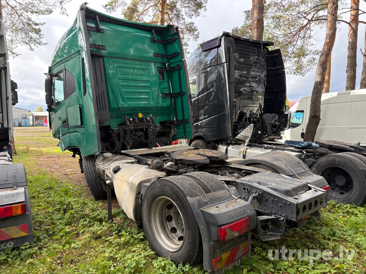 IVECO AS440ST/P