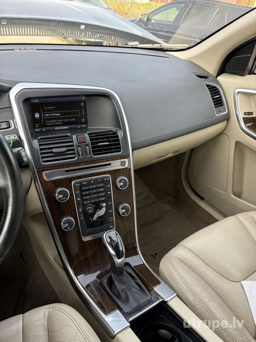 VOLVO XC 60