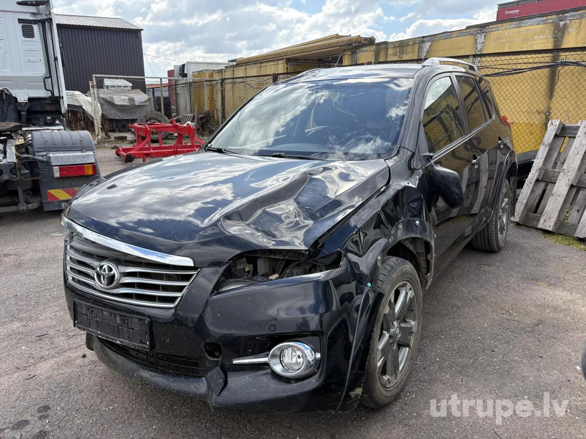TOYOTA RAV 4