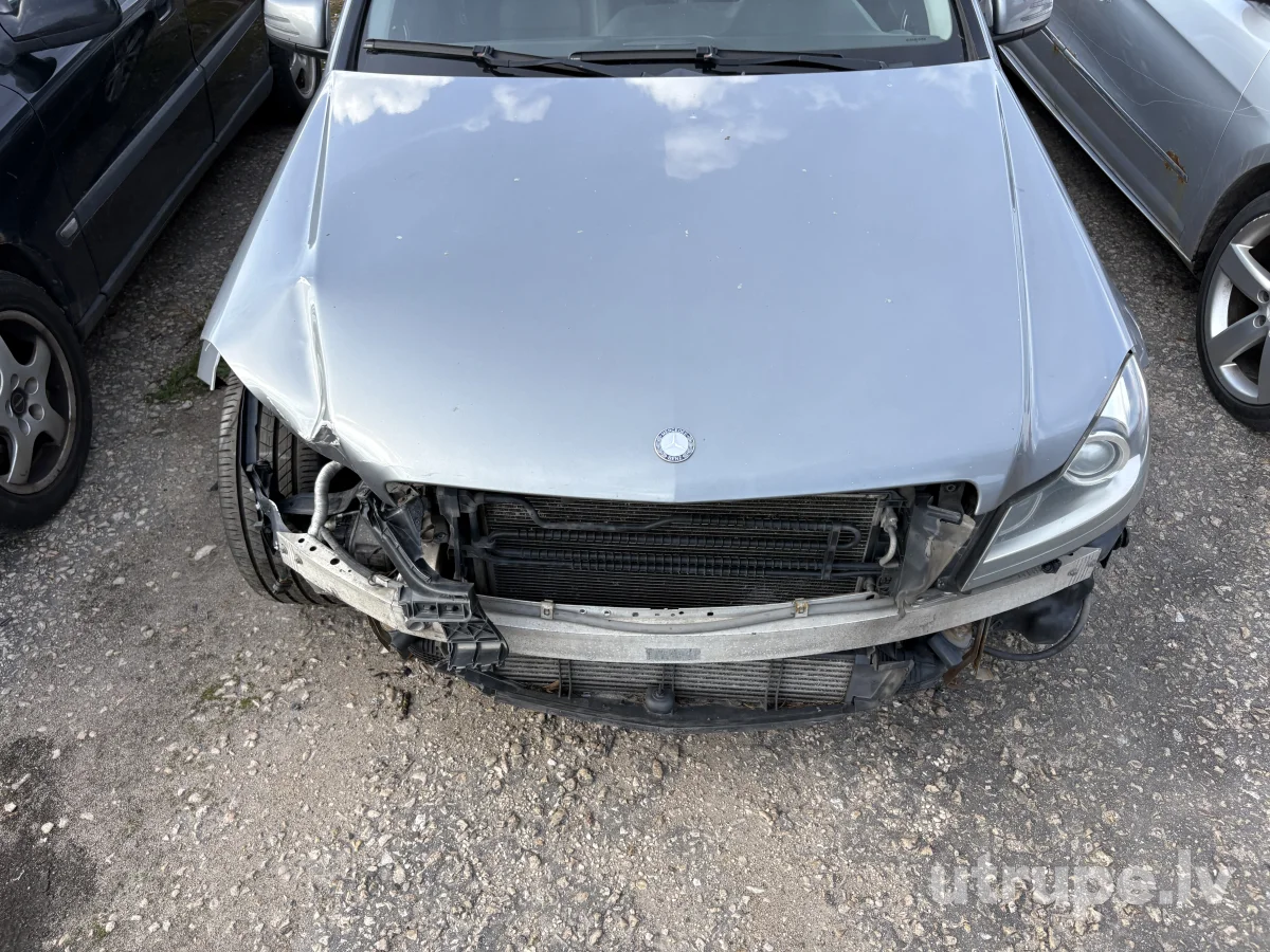 MERCEDES C250