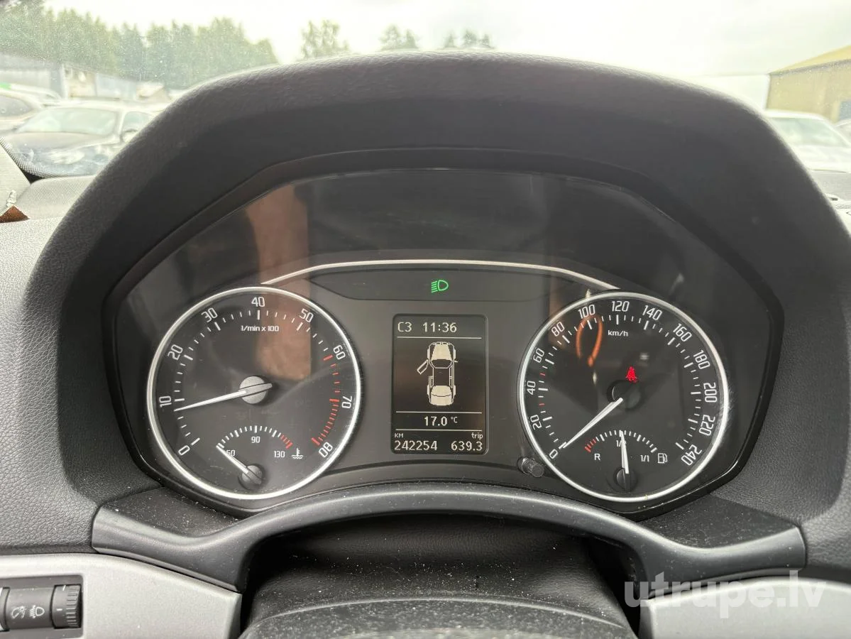 SKODA OCTAVIA