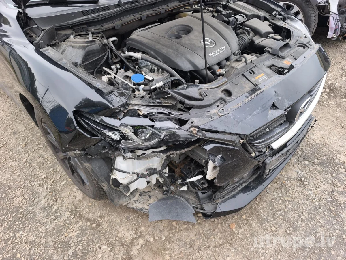 MAZDA6