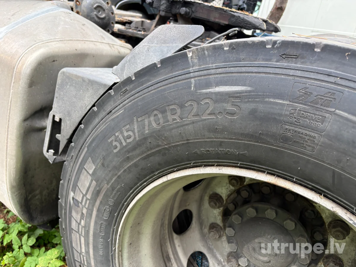 IVECO AS440ST/P