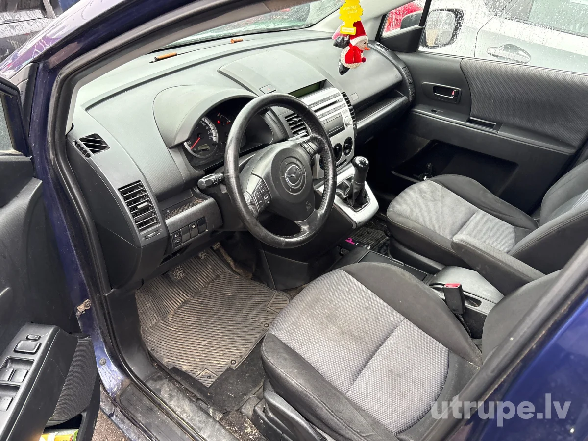 MAZDA5