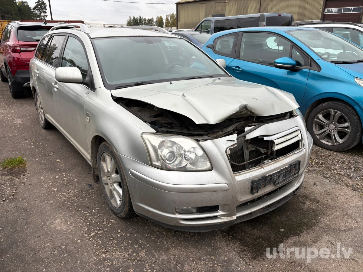 TOYOTA AVENSIS