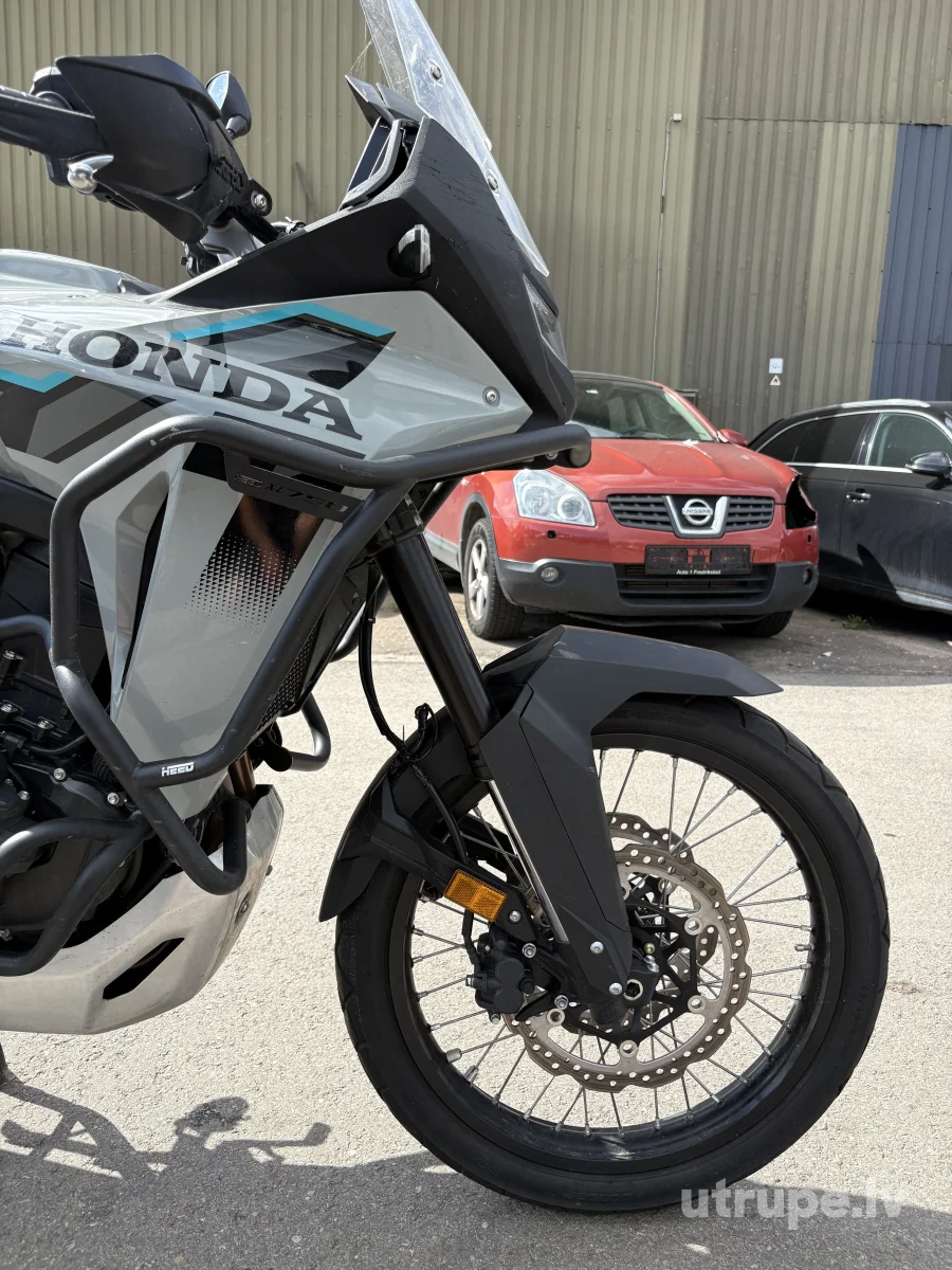 HONDA XL750C