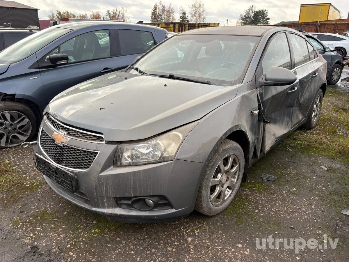 CHEVROLET CRUZE