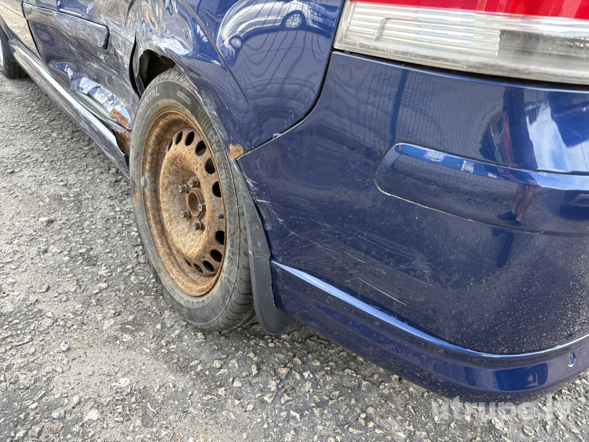 OPEL ZAFIRA