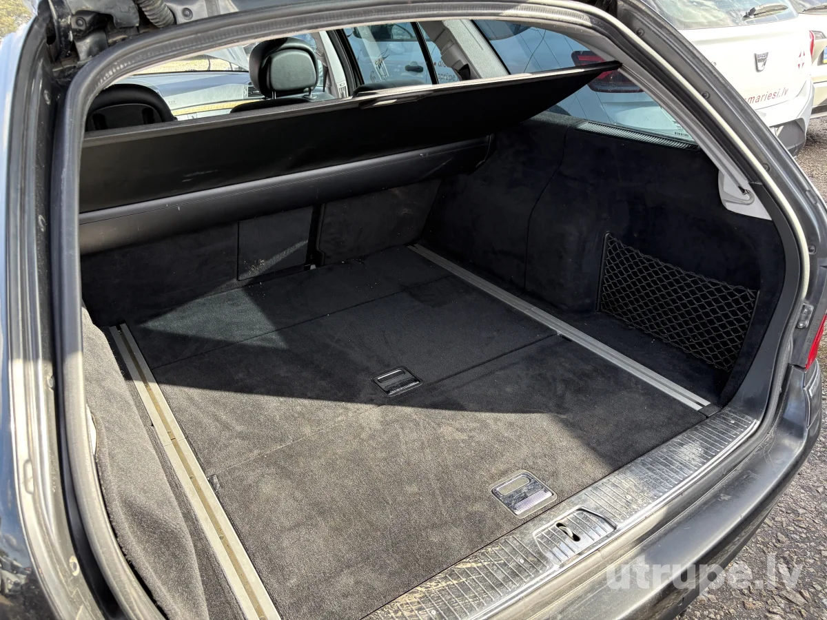 MERCEDES E280