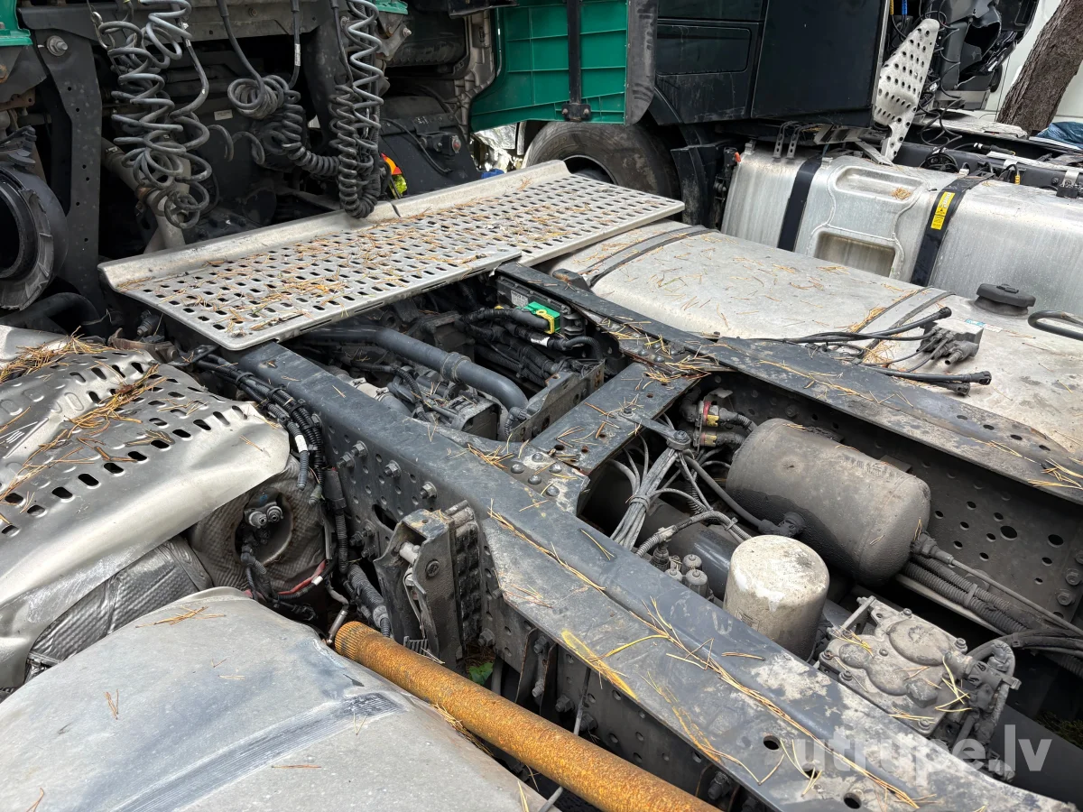 IVECO AS440ST/P