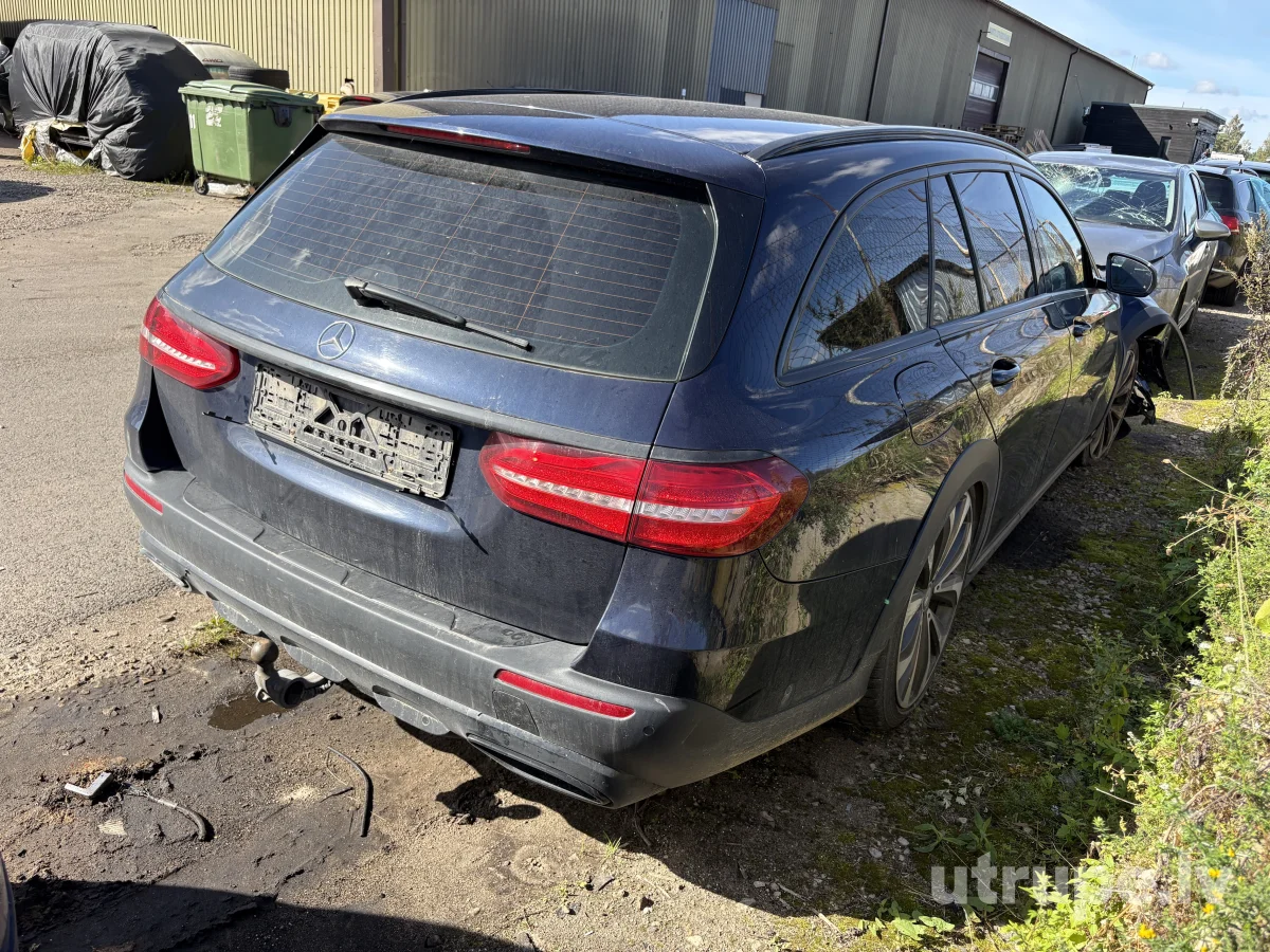 MERCEDES E220D 4MATIC ALLTERRAIN