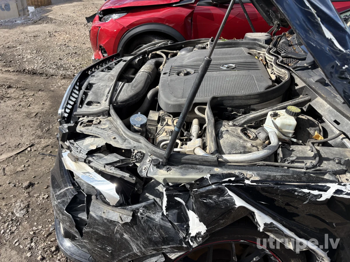 MERCEDES C200
