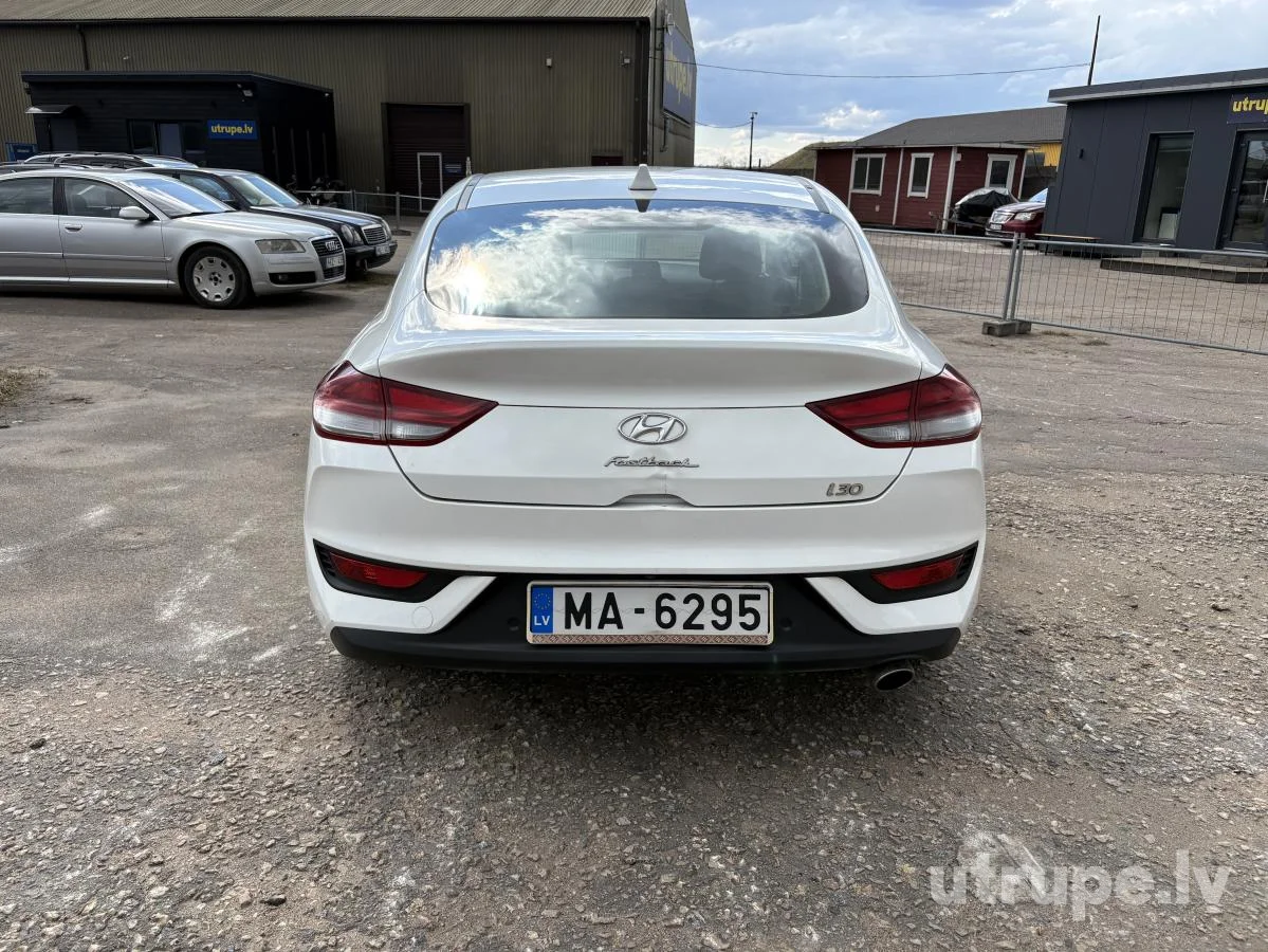 HYUNDAI I30