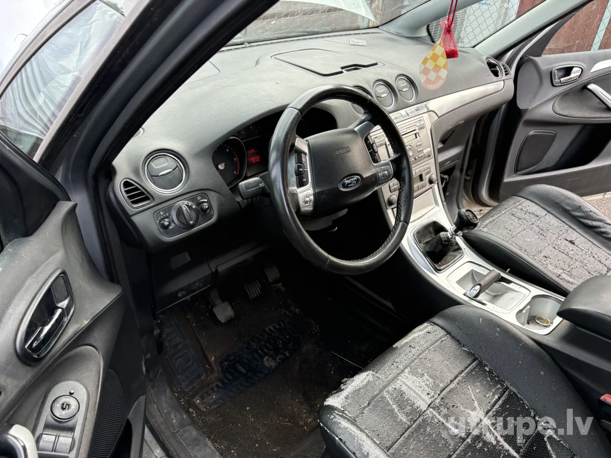 FORD S-MAX