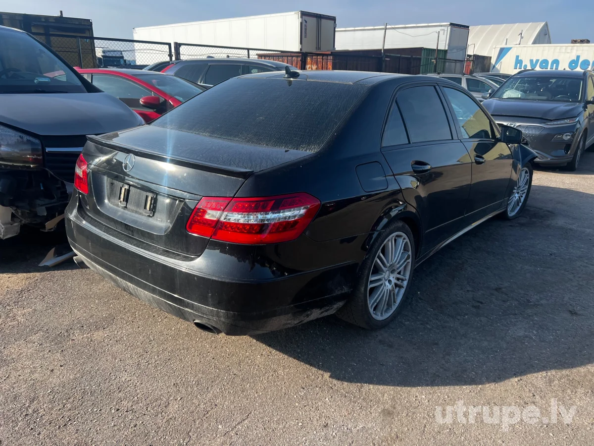 MERCEDES E350