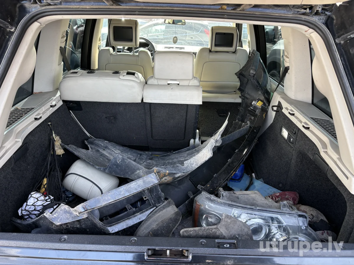 LAND-ROVER RANGE ROVER
