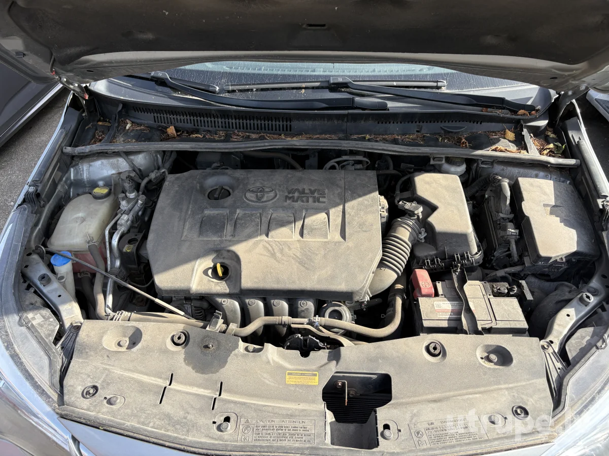 TOYOTA AVENSIS