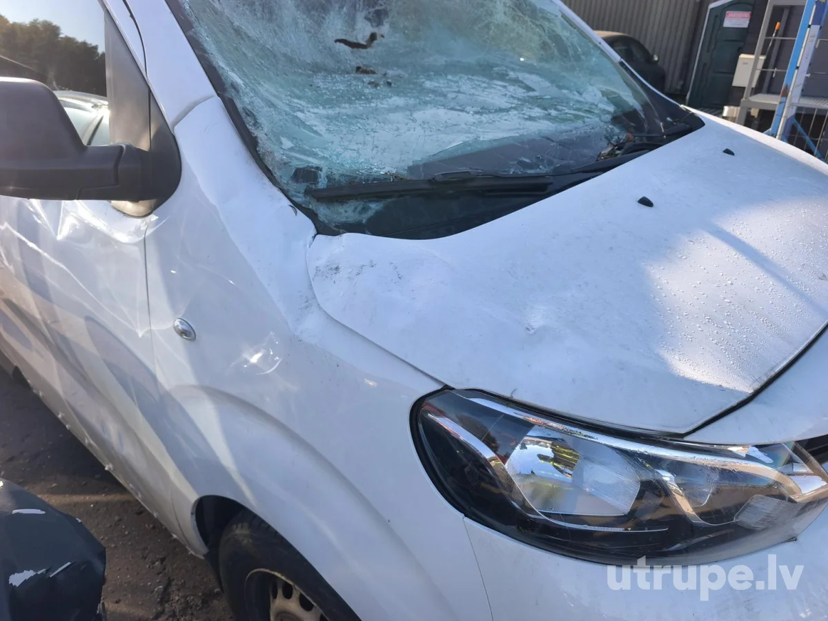 TOYOTA PROACE