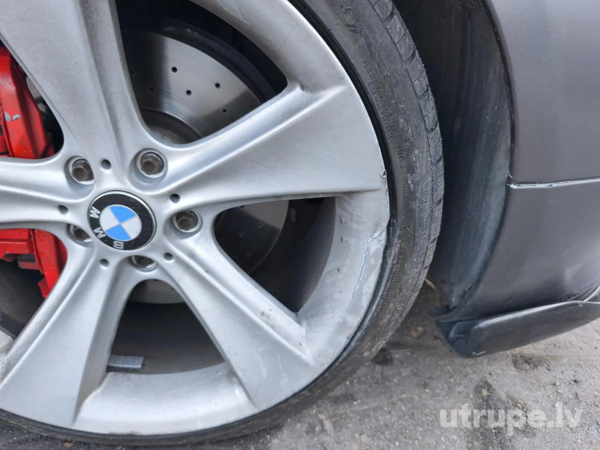 BMW 535