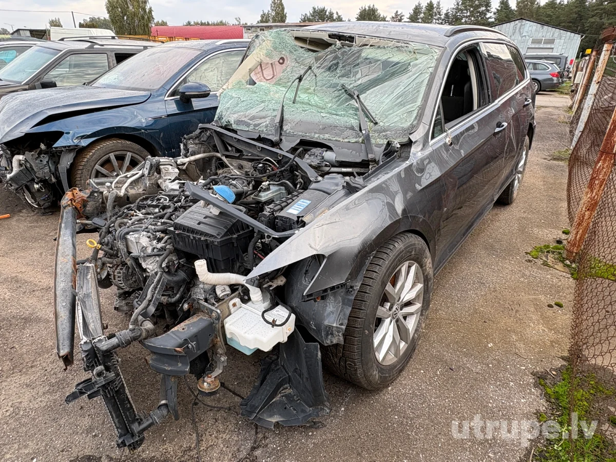 VOLKSWAGEN PASSAT (B8)