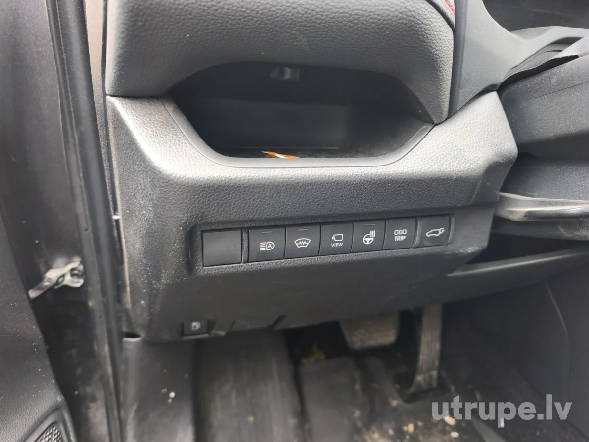 TOYOTA RAV 4