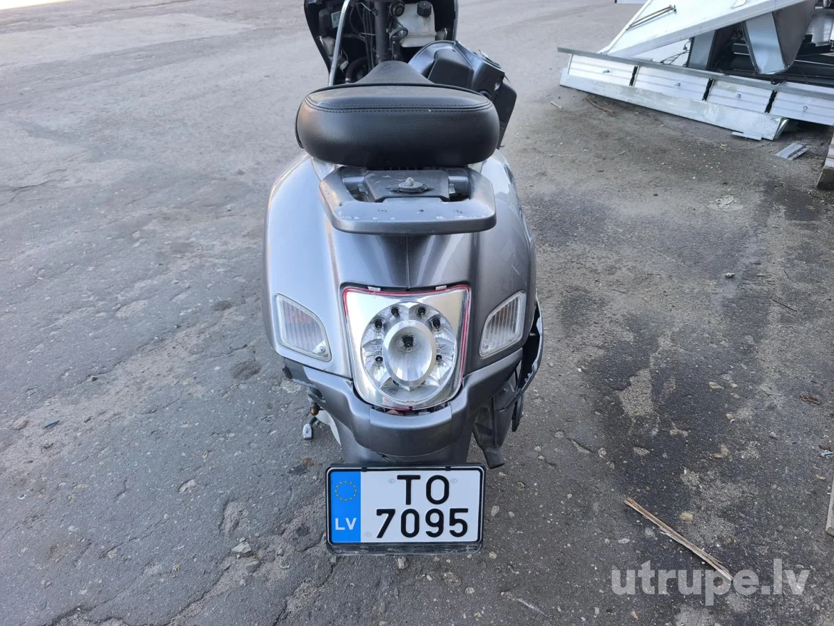 PIAGGIO VESPA GT125