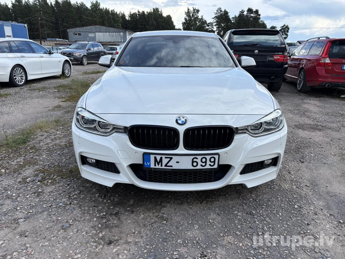 BMW 320