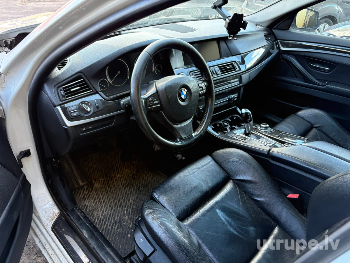 BMW 525