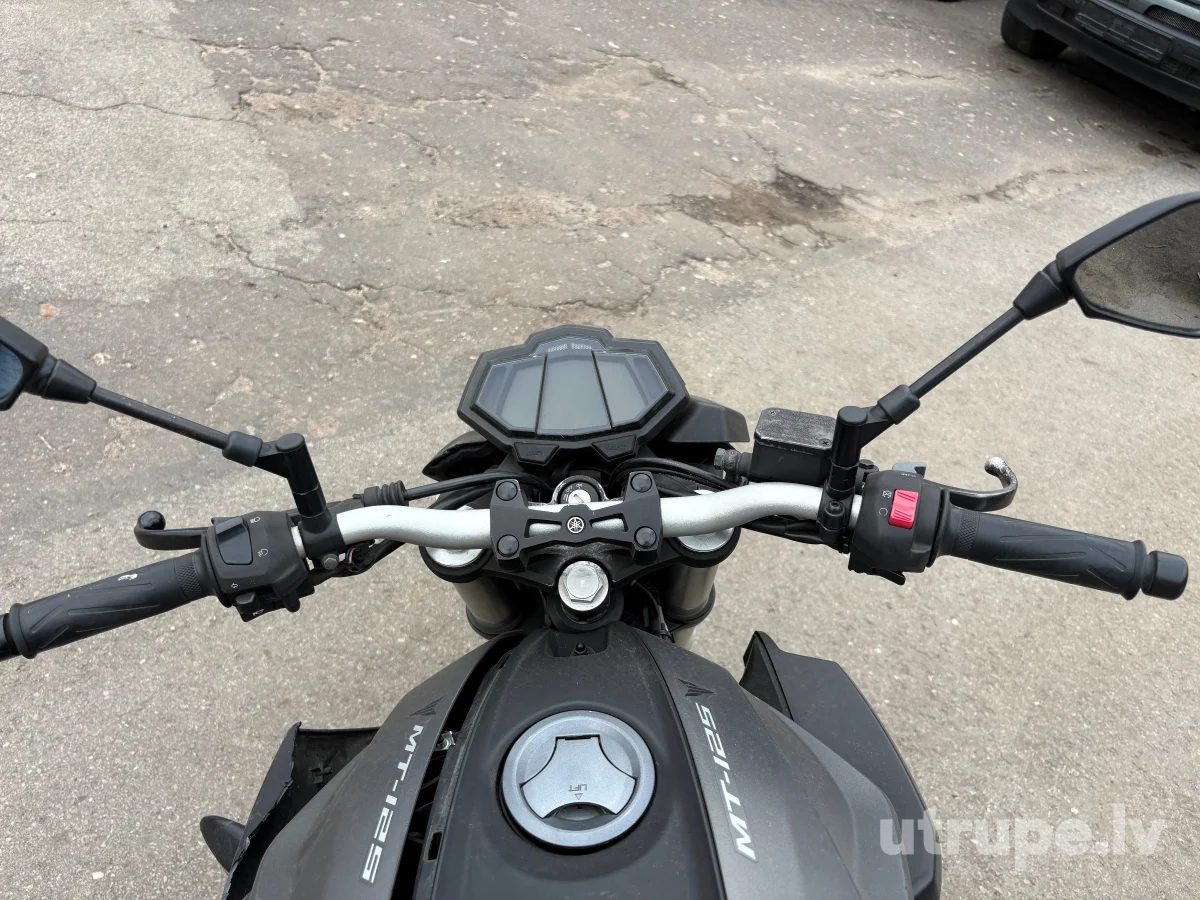 YAMAHA MT 125