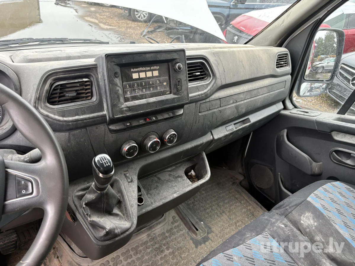 RENAULT MASTER