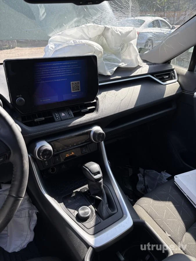 TOYOTA RAV 4