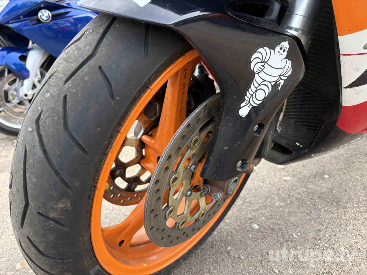 HONDA CBR 1000RR