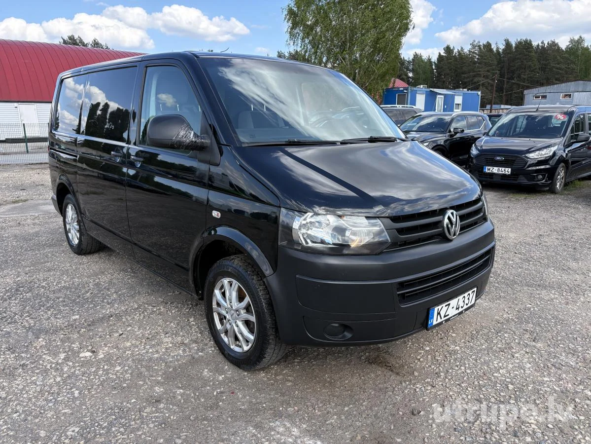 VOLKSWAGEN TRANSPORTER