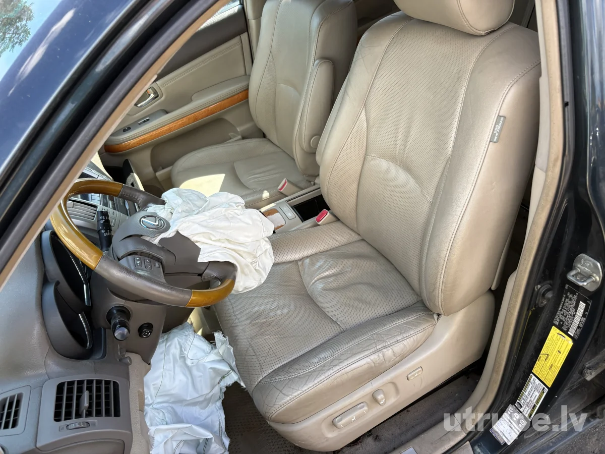 LEXUS RX330