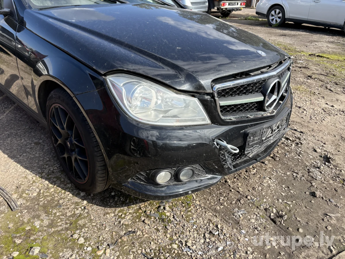 MERCEDES C200