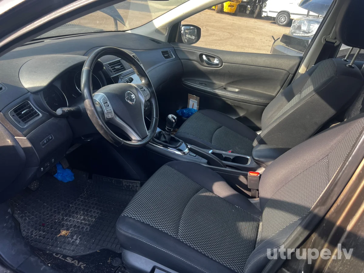 NISSAN PULSAR