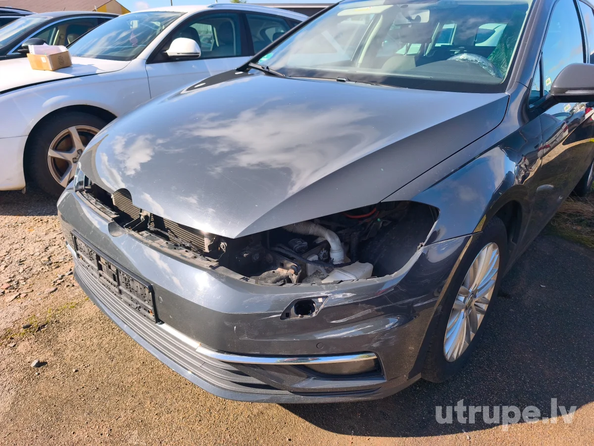 VOLKSWAGEN GOLF 7