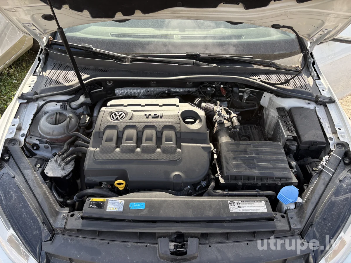 VOLKSWAGEN GOLF 7