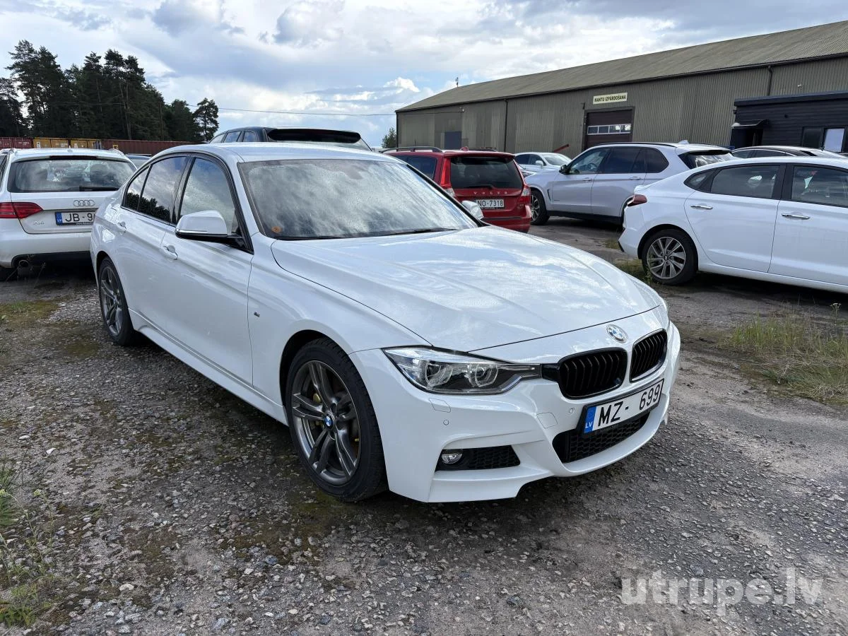 BMW 320