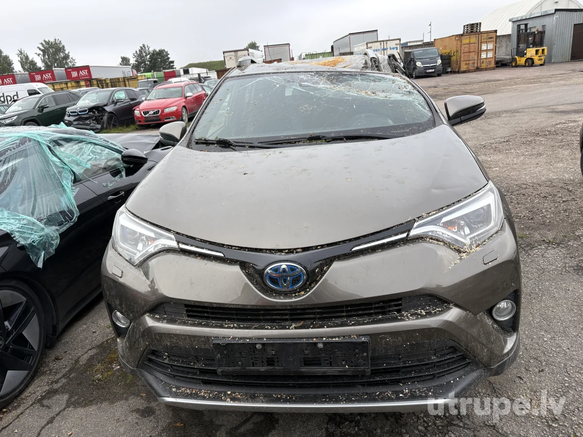 TOYOTA RAV 4