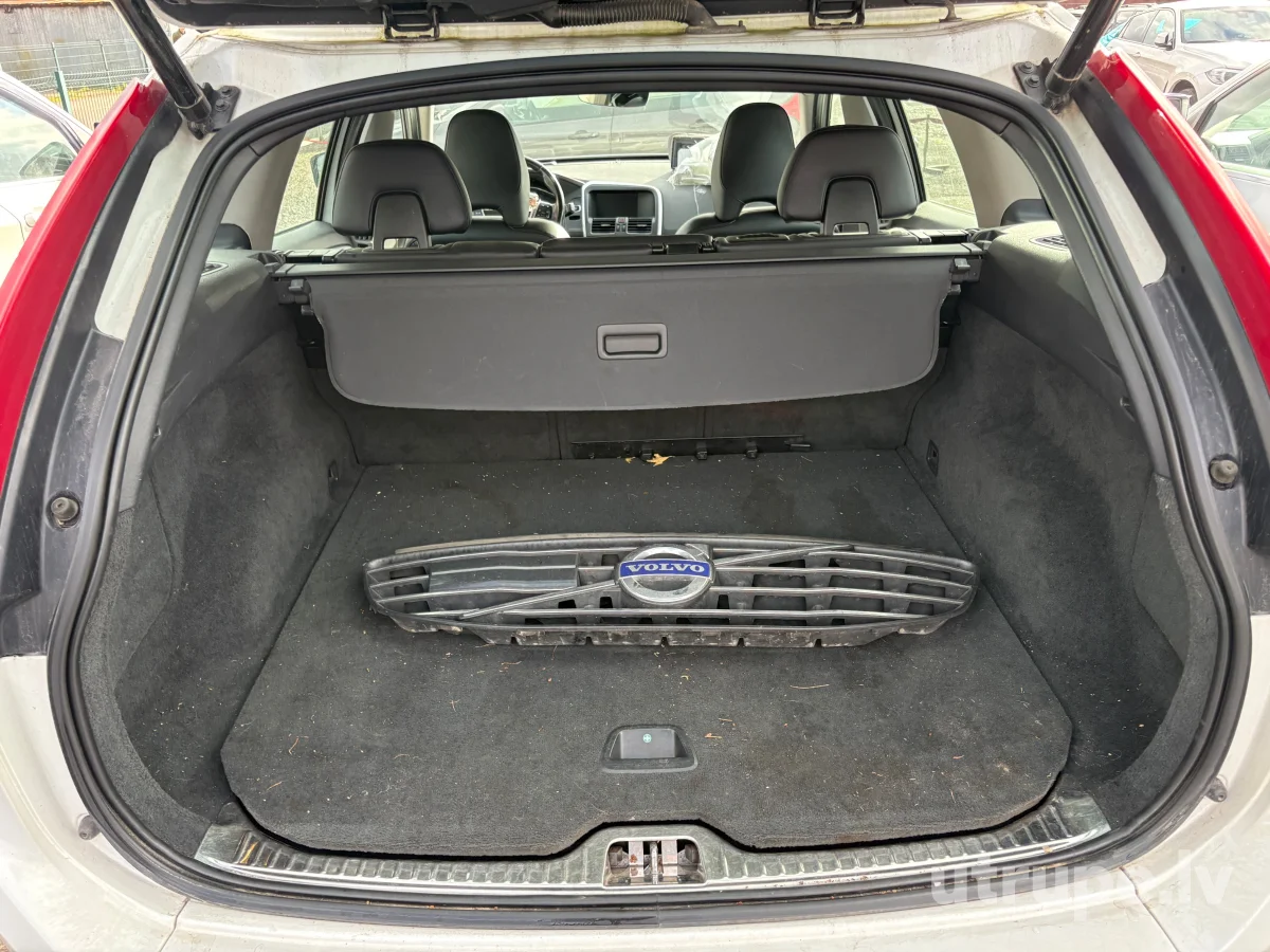 VOLVO XC 60