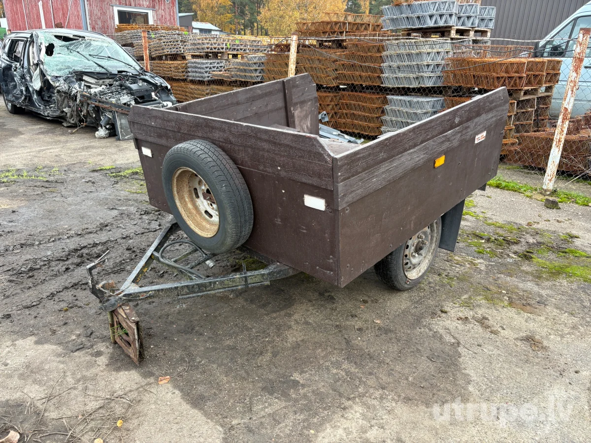 MAZ 8114