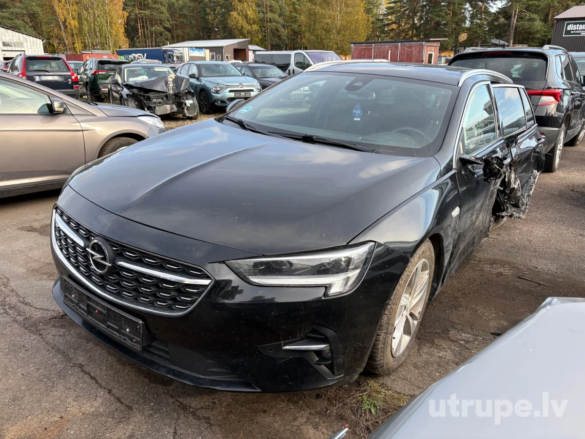 OPEL INSIGNIA SPORTS TOURER