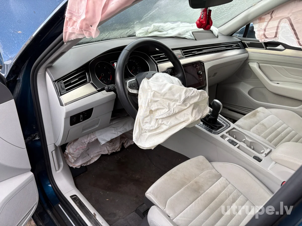 VOLKSWAGEN PASSAT (B8)