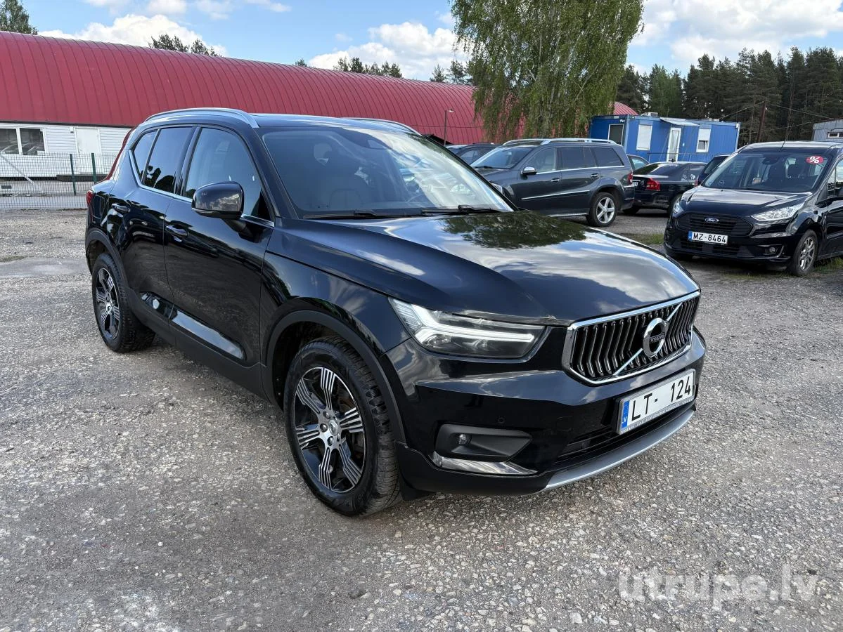 VOLVO XC 40
