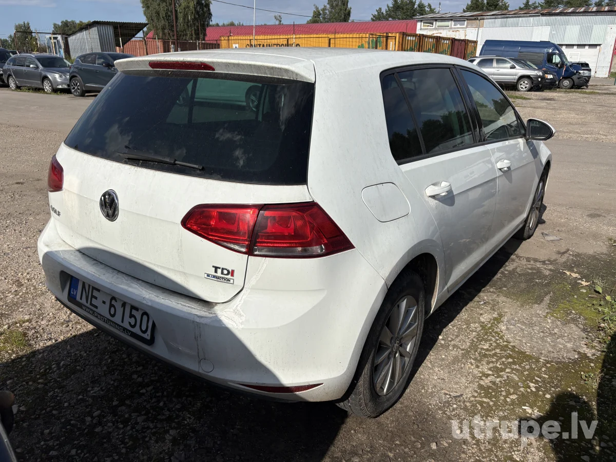 VOLKSWAGEN GOLF 7